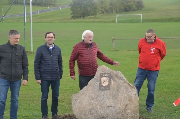 Gedenkstein-Enthüllung und Vorstellung Werbetafel